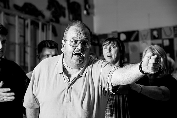 HOT MIKADO WORLE OPERATIC AND DRAMATIC SOCIETY