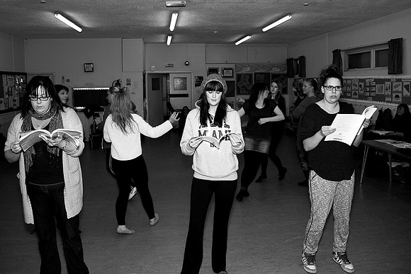 HOT MIKADO WORLE OPERATIC AND DRAMATIC SOCIETY